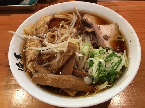 「ワンタンメン」@俺系らーめん 藤本の写真