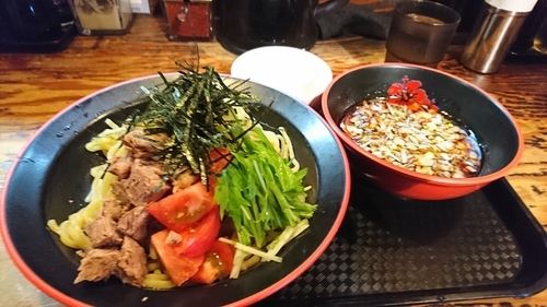 「冷やしつけ麺 ￥880」@Y's Dining Barの写真