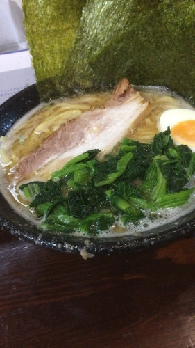 「豚骨醤油ラーメン」@横浜家系ラーメン さぃきょうの写真