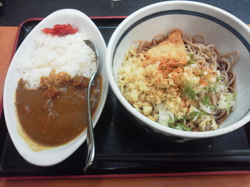 「日替わりセット 500円」@蕎麦 一心たすけ 田町店の写真