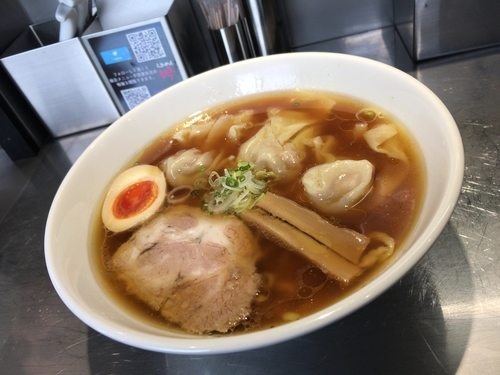 「ワンタンめん」@自家製麺 らあめん吟の写真