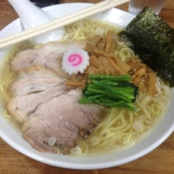 しおらーめんwithススムくんごはん