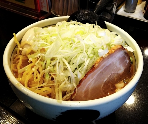 「味噌＋白髪ネギ＋味玉サービス（950円）」@味噌ラーメン みのるの写真