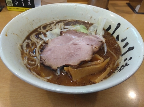 「らーめん中盛り」@創作らーめん 小川流 二本松店の写真