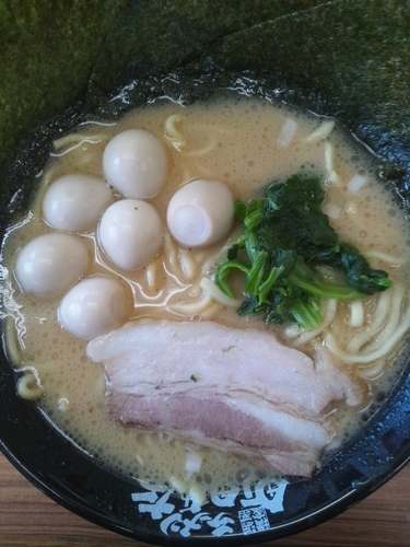 「ラーメン（うずら増し）」@町田商店 太平通店の写真