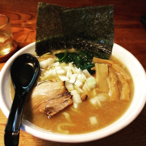 「家系とんこつ中盛」@Ramen Dining TOKOTONの写真