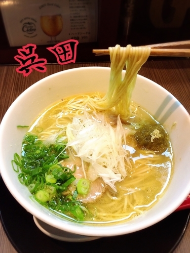 「塩らーめん￥820」@柳麺 呉田-goden-の写真