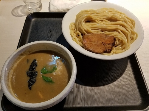 「濃厚煮干しつけ麺（830円）＋大盛り(100円)」@煮干し中華そば 一燈の写真