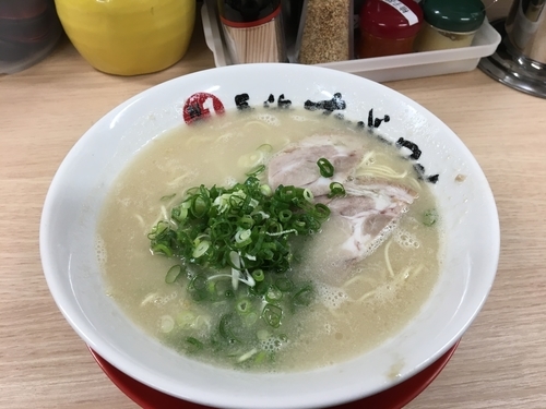 「長浜らーめん」@長浜ナンバーワン 東京大岡山店の写真