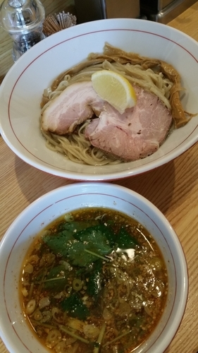 「海老薫る塩つけそば」@地球の中華そばの写真