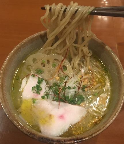 「鷄ポタージュそば700円」@串まるの写真