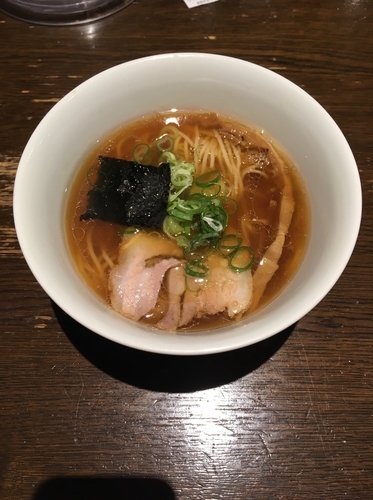 「ミニ醤油ラーメン」@支那そばや 新横浜ラーメン博物館店の写真