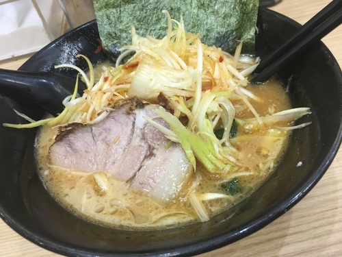 「豚骨醤油」@せい家 所沢店の写真