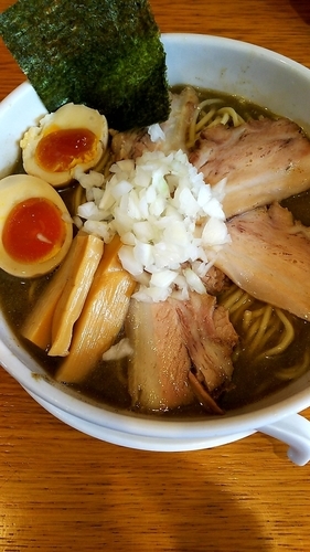 「特煮干しそば(中)」@煮干そば とみ田の写真