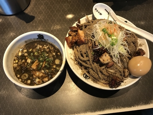 「つけペッパー」@麺屋武蔵 巌虎の写真