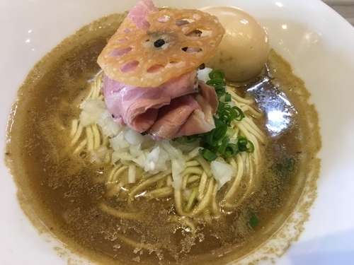 「水と煮干し  塩」@つくばらーめん 鬼者語 -オニモノガタリ-の写真