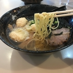 2キンメ・エビのワンタン入り下田天然塩ラーメン  ¥1,200