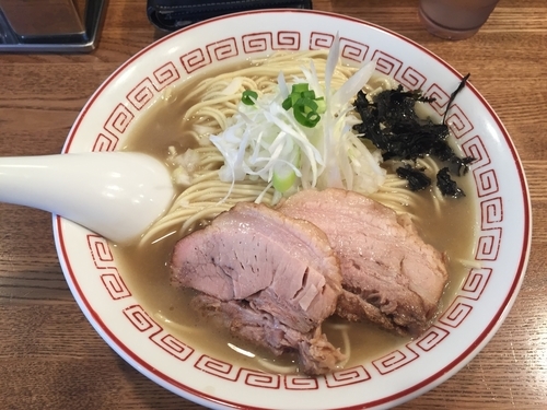 「煮干そば（白醤油）大盛」@煮干中華そば専門 煮干丸の写真