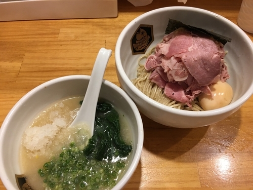 「特製真鯛つけ麺 冷やしver 1050円」@真鯛らーめん 麺魚の写真