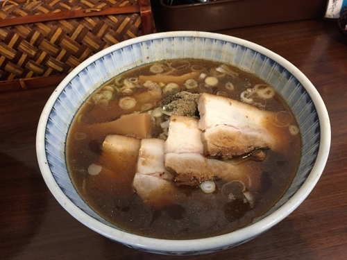 「銀龍らーめん＋チャーシュー」@龍の家族の写真