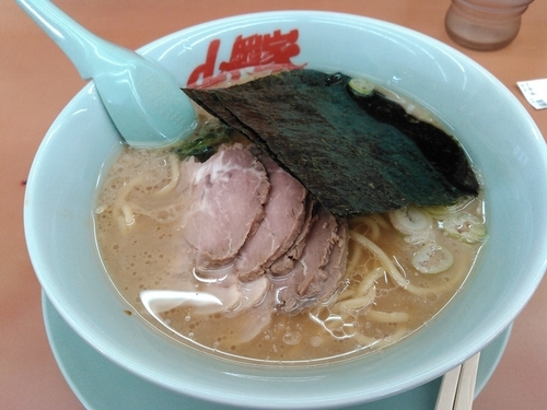 「チャーシュー麺 860円」@ラーメン山岡家 君津店の写真