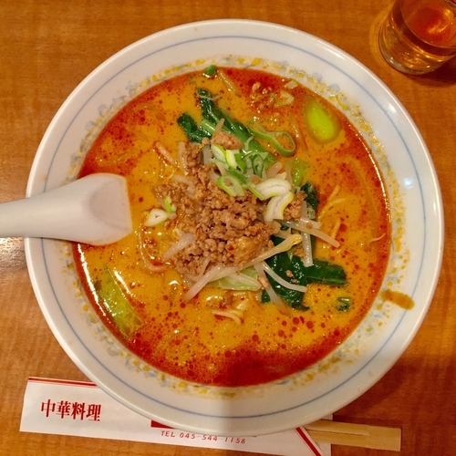 「タンタンメンと半チャーハン750円」@中華料理 栄福楼の写真