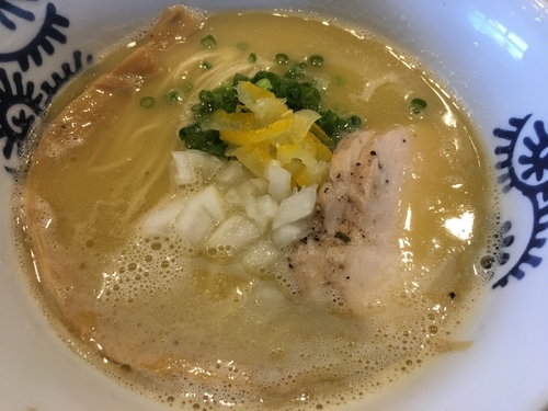 「純鷄そば」@特級鶏蕎麦 龍介の写真