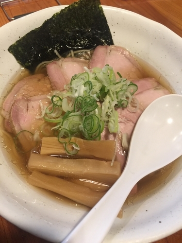 「【数量限定】吊るし焼炭火焼豚麺」@上州地鶏ラーメン 翔鶴の写真