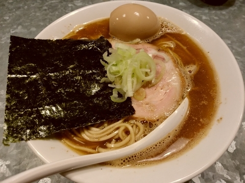 「醤油味玉らあめん(大盛・195g)980円」@らぁめん家 有坂の写真