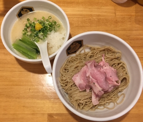 「冷やし真鯛つけ麺800円+エビス500ml缶500円」@真鯛らーめん 麺魚の写真