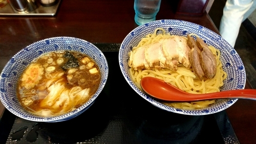 「チャーシューワンタンつけ蕎麦」@中華蕎麦 金魚の写真