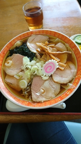 「ﾁｬｰｼｭｰﾜﾝﾀﾝ麺700円」@末廣の写真