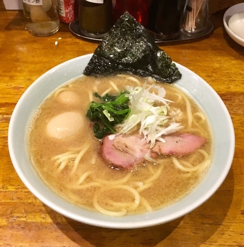 「南特濃醤油豚骨らーめん 700円 +味玉」@らーめん南の写真