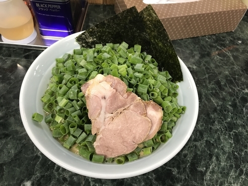 「青ネギラーメン並」@横浜寺田家ラーメン 北柏店の写真