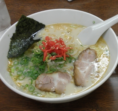 「とんこつラーメン(540円)」@大王 有楽店の写真
