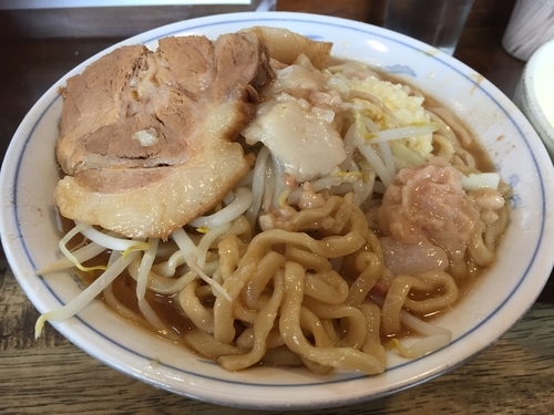 「らーめん¥700+生卵¥50」@らーめん梵’s BONES北浦和本店の写真