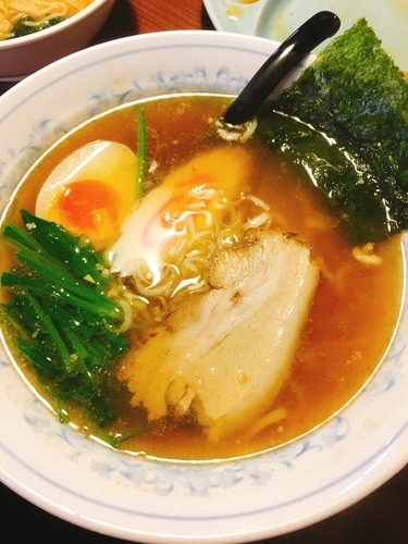 「喜多方らーめん ハーフ」@会津喜多方らーめん 新田店の写真