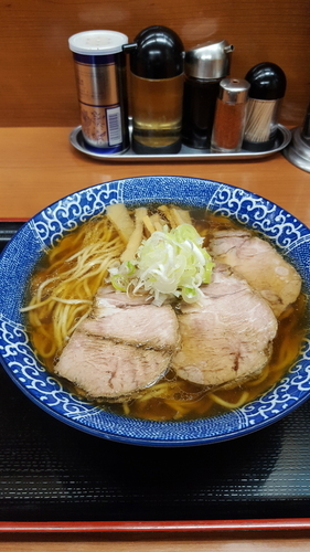 「中間そば」@肉煮干中華そば 鈴木ラーメン店の写真
