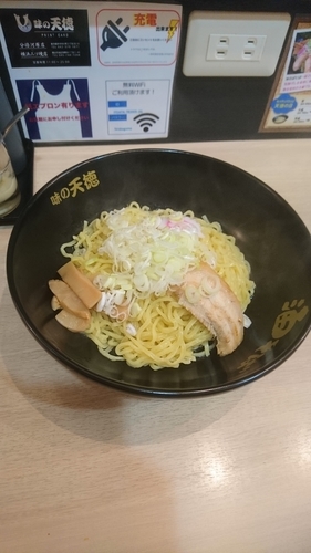 「油そば(豚骨味) 大盛 700円」@味の天徳 分倍河原店の写真