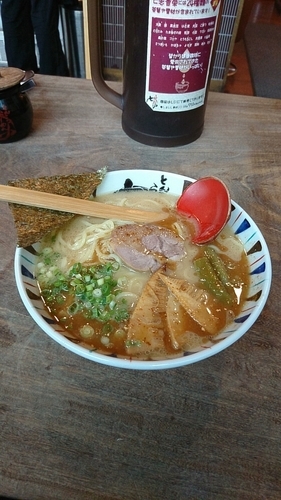 「七志ラーメン大盛りランチチャーシュー丼」@とんこつらーめん七志 上大岡店の写真