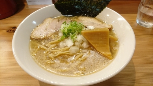 「鯛塩らーめん」@らーめん いつ樹 本店の写真
