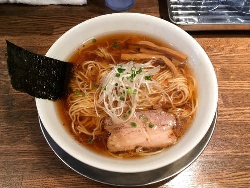 「醤油の旨味ソバ」@Tomboの写真