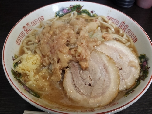「小ラーメン麺少なめ(ニンニク・アブラ)￥700」@ラーメン二郎 川越店の写真