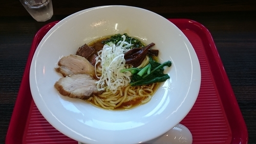 「W肉醤油ラーメン850円【期間限定メニュー】」@竹末 道の駅本陣の写真