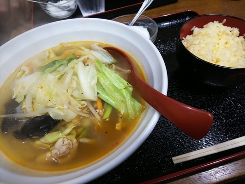 「ランチ、マーラータン麺＋半炒飯」@芳園 西大井店の写真