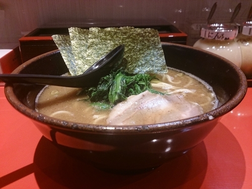 「らーめん」@横浜家系らーめん 清水家の写真