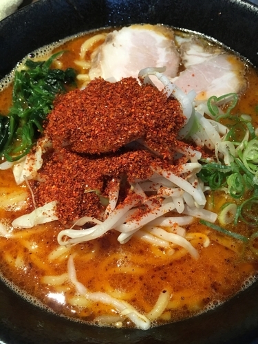 「赤豚5辛」@次男坊 BLACK REDの写真