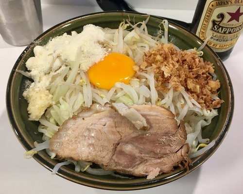 「赤汁なし小 + 粉チーズ」@ハイパーファットンの写真