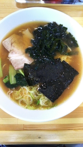 「わかめラーメン 500円」@らーめん ぎょうざ ゆうの写真