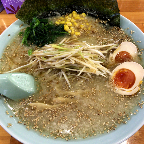 「ネギ塩ラーメン　800円　半ライス」@ラーメンショップ 足利50号店の写真